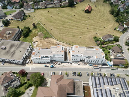 Zwei Mehrfamilienhäuser